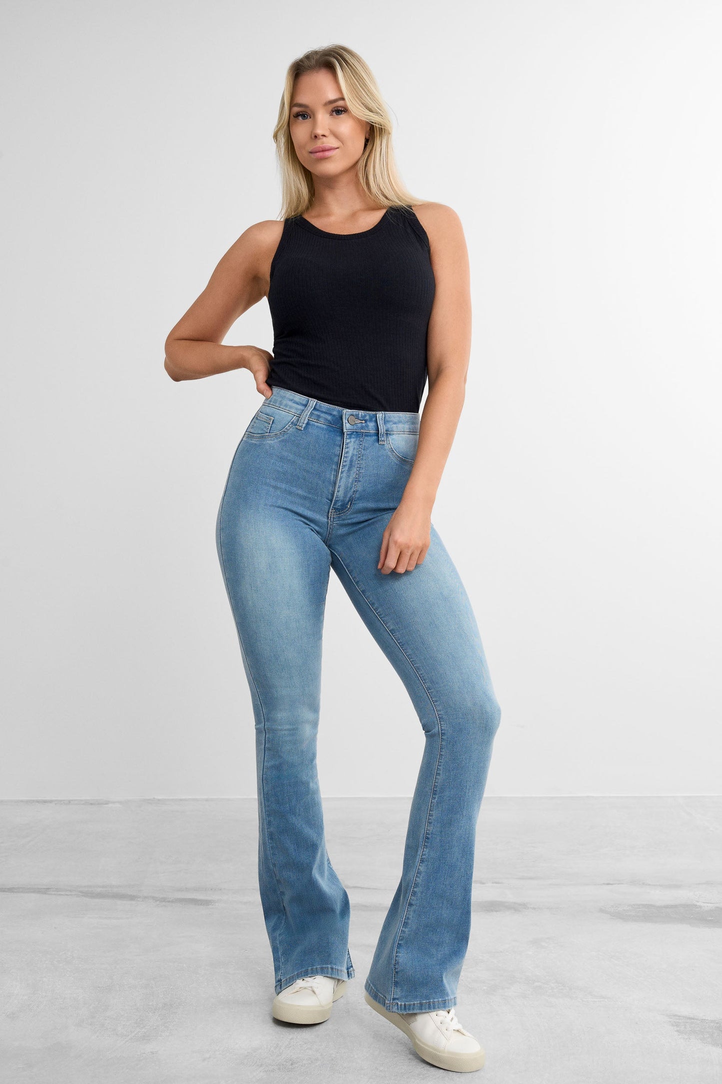 Flare Jeans V2 - for dame - Famme - Jeans