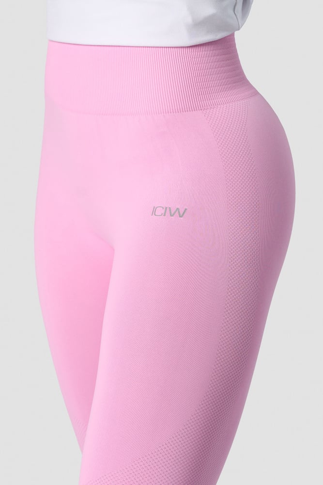 define seamless tights cool pink