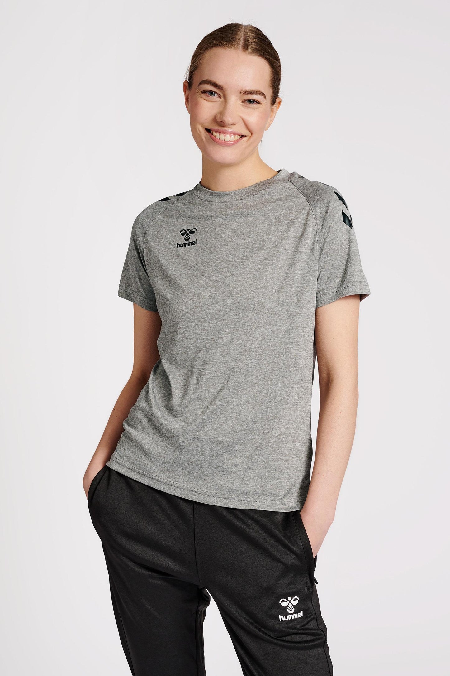 HUMMEL - Hmlcore Xk Core Poly Tee  S/s Woman - Grey Melange