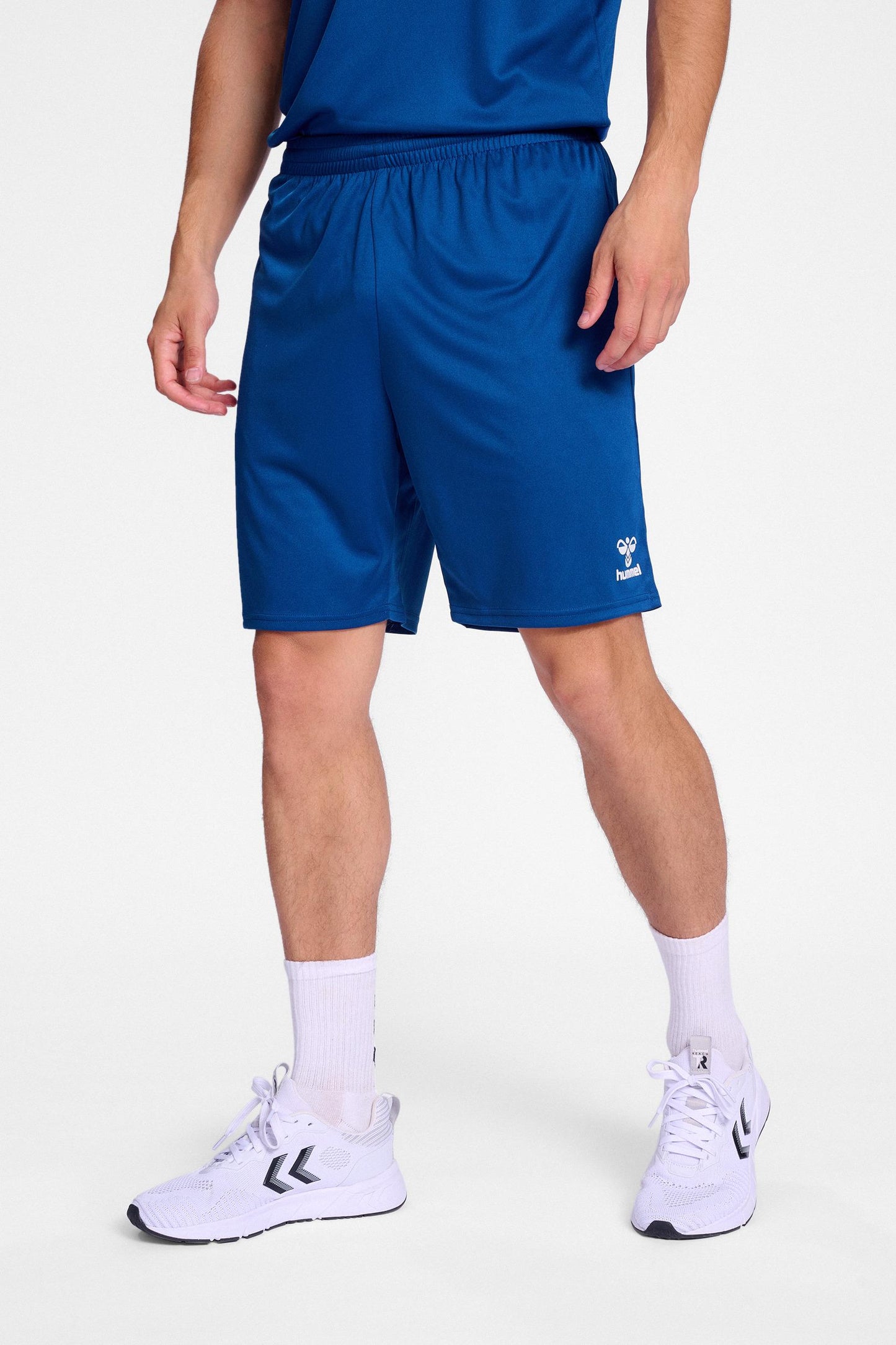 HUMMEL - Hmlessential Shorts - True Blue