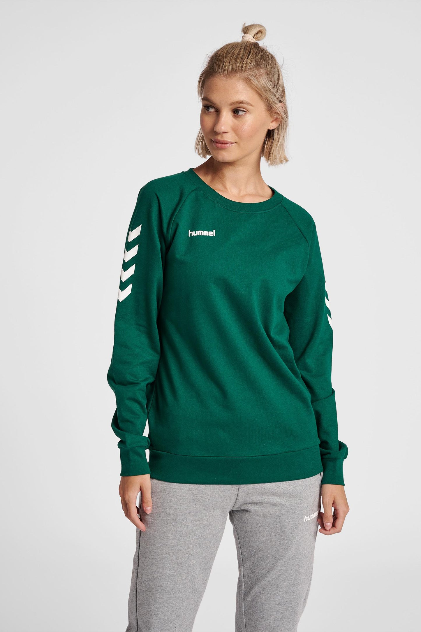 HUMMEL - Hmlgo Cotton Sweatshirt Woman - Evergreen