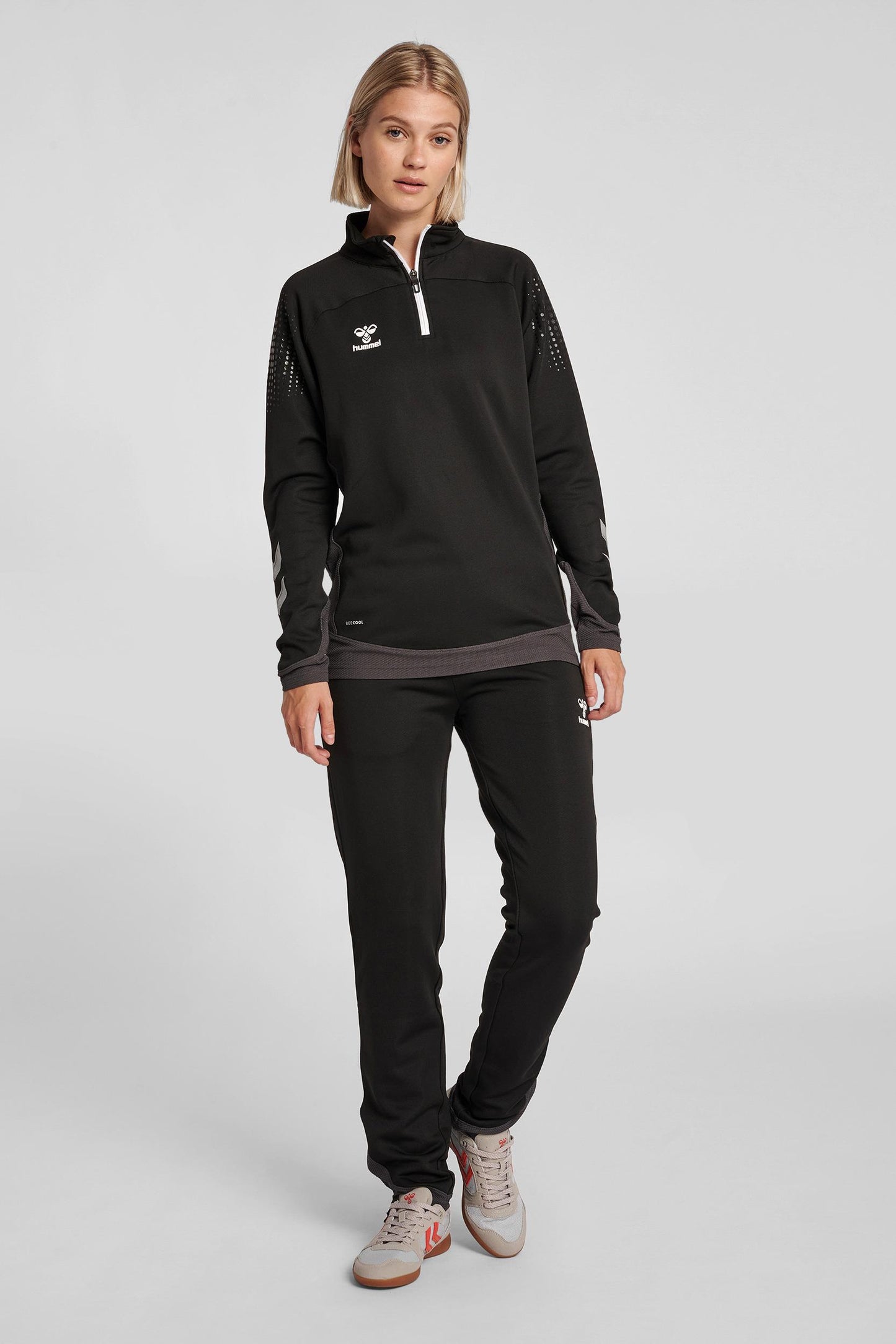 HUMMEL - Hmllead Women Half Zip - Black