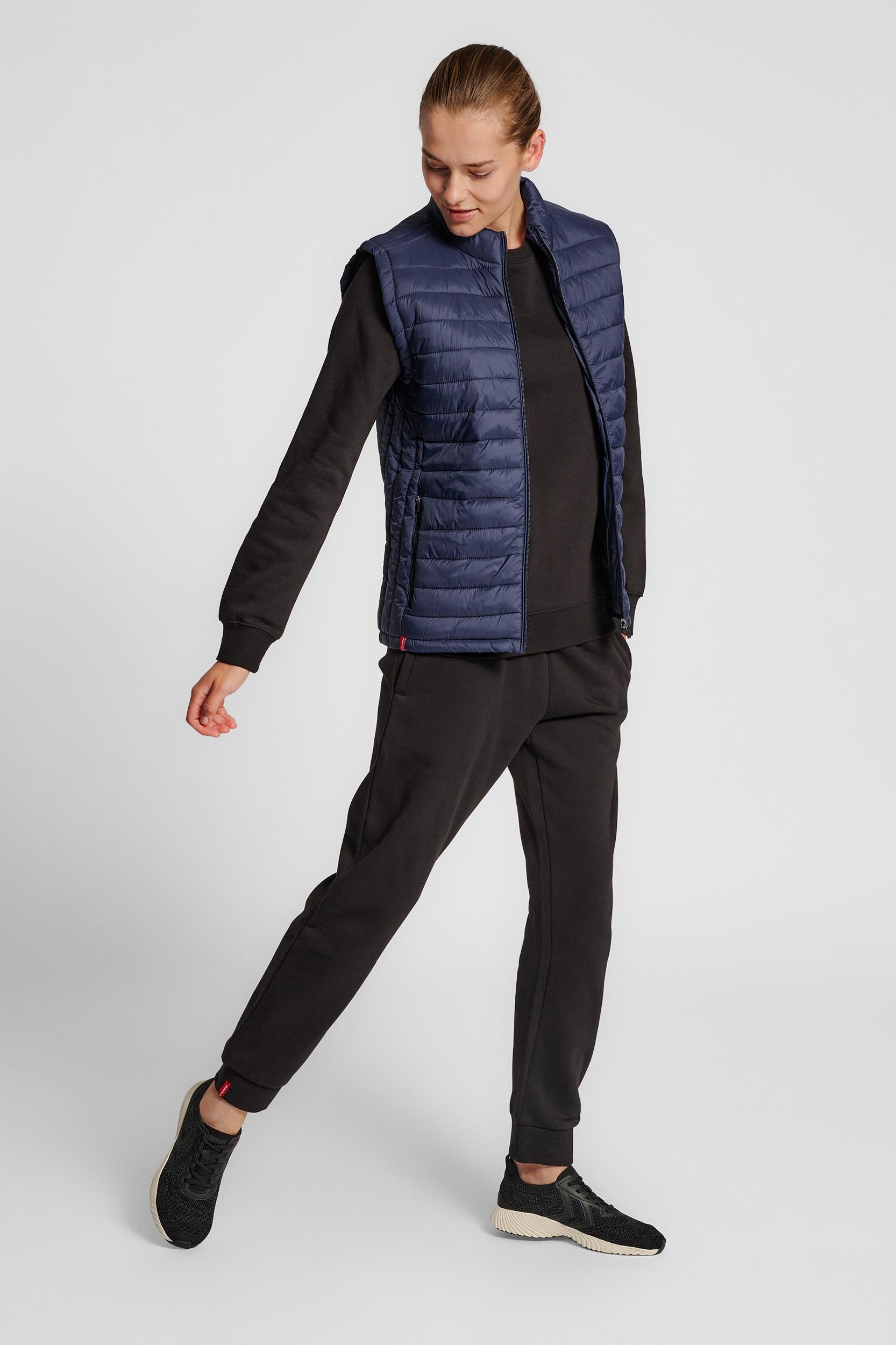 HUMMEL - Hmlred Quilted Waistcoat Woman - Marine