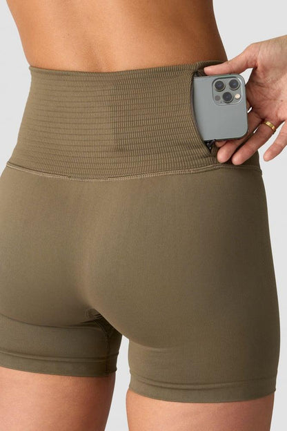 ICANIWILL - Define Seamless Pocket Shorts - Dark Sand