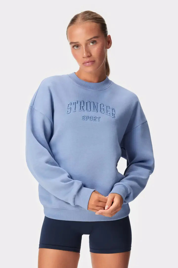 Comfy Embroidered Sweatshirt - for kvinde - STRONGER - Sweatshirt