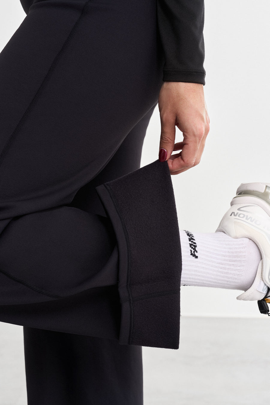 Warming Straight Leg Pants · Black